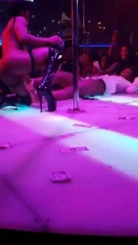 Striptiz kulübü (elmasların kralı - miami)