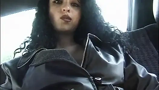 Patronumla büyük anal sikiş