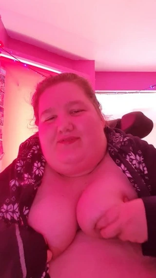 Büyük memeler azdırıyor