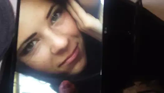 rebecca'ya saygı duruşu