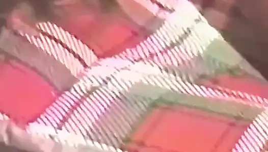 Ateşli kızın ırklararası üçlü seks