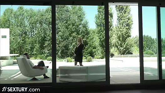 21seks, romantik sarışın dışarıda anal seks seviyor