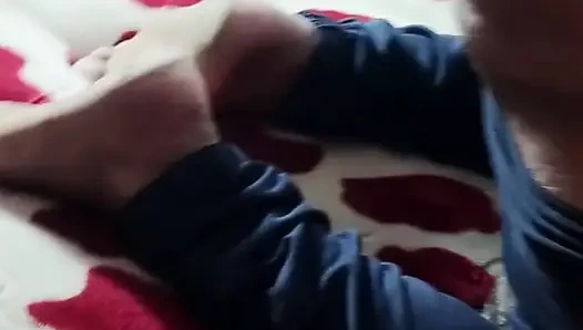 Arap düşkünü evli kadın Morocan'i paylaşıyor