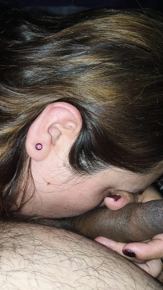 Evli kadın çiş içiyor