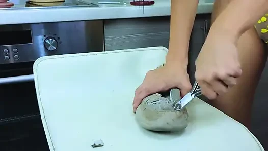 Broken Shoes! Alice ezilmiş yaşlı kirli ayakkabılar bölüm 2