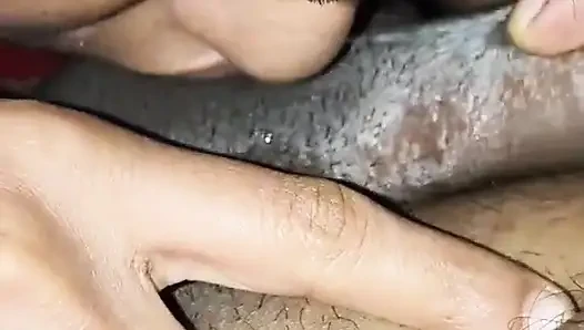 Hintli Sıcak Oral Seks Ergenlik tarafından