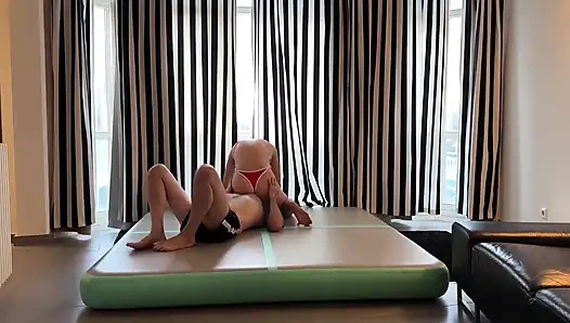 Karma güreş, yüz oturma