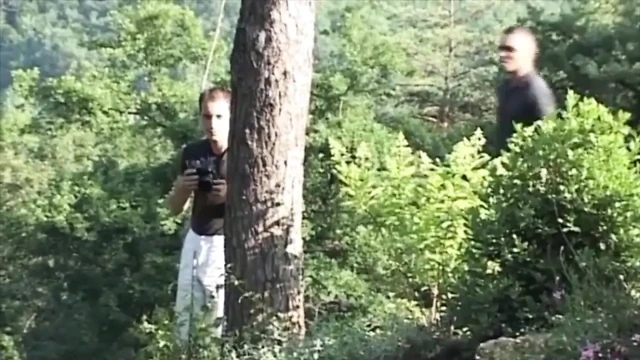 Berry erkekleri! Fransız iri güzeller eğlenceli sert arkadaşlar için sikişiyor 2