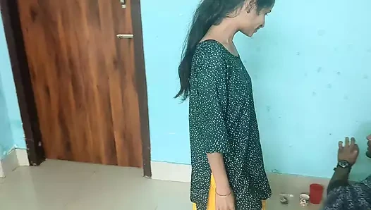 Parnita başka bir adamla seks yapıyor