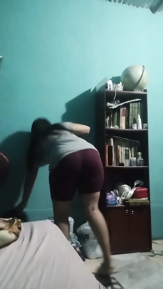 Büyük götümü görmeyi seviyorsun