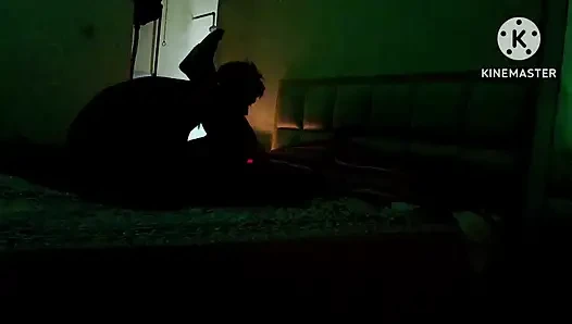 Horney Yenge Diwali Gecesinde Bur'unu Dever'e Verdi