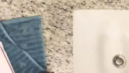 Ateşli anal dildo yolculuğu