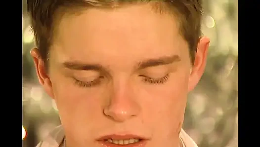 Thommy ve Rafael ile Lukas Christensen "erkek gibi al"