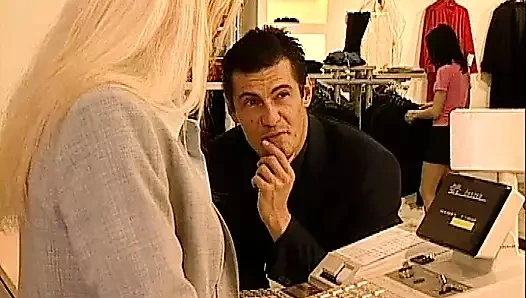 Bocche di commesse Sc 5 exciting kinky sex scene