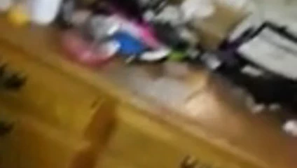 Aynaya iyi gösterilen kız