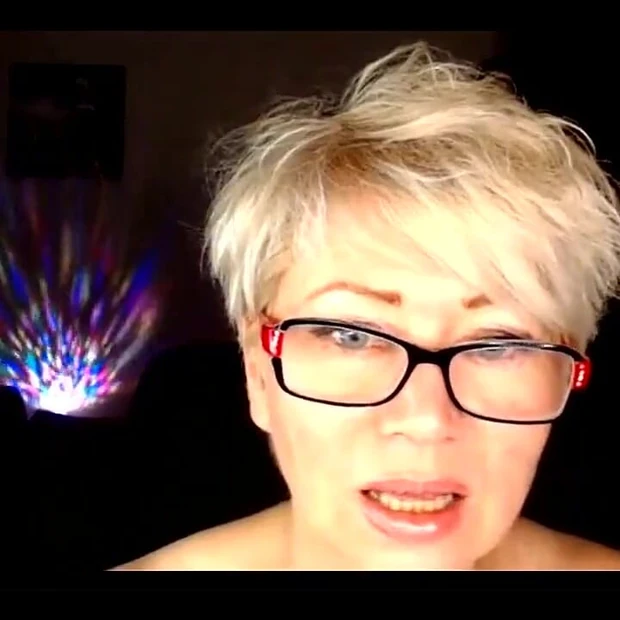 Горячая милфа Aimee (она же AimeeParadise) - моя жена-шлюшка - лучшая сучка в Интернете.!. (3)