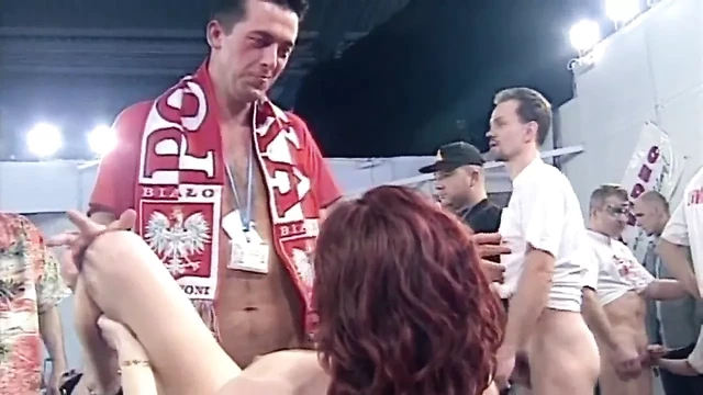 Fick-WettBewerk Zwischen Drei Frauen