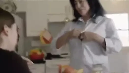 Depois dos 18 anos ainda toma leita da teta