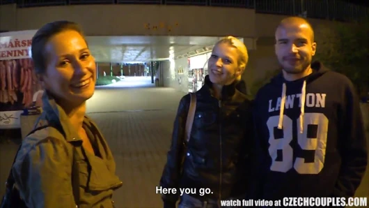 Güzel Çek çifti gf değişimi için para alır