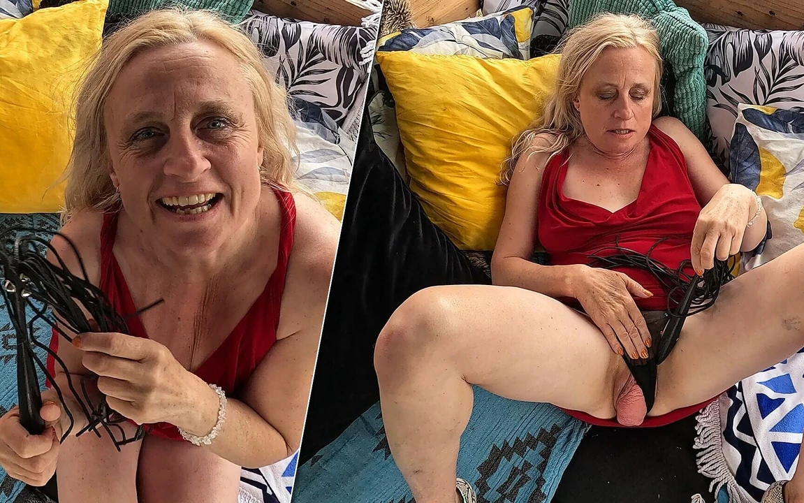 Секретная домашняя мастурбирует и фистинг