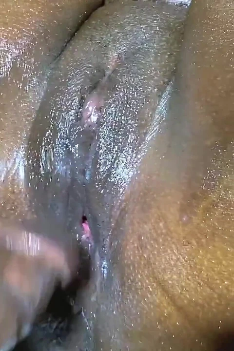 Черная девушка, такая сладкая и возбужденная