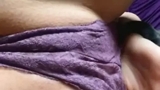 Amcık suyuyla dolu külotu kim sever? kokusu çok lezzetli