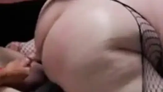 Büyük beyaz göte boşalıyor