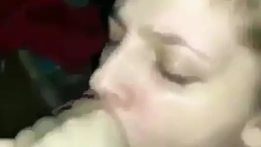 beyaz civciv emme bbc