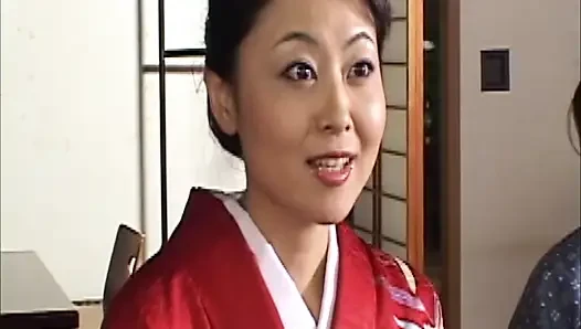 P128G03 The beautiful proprietress of a quiet mountain hot spring inn near Tokyo. Lesbian sisters, forbidden sex at home!　A sensual erotic drama that evokes the Showa era!