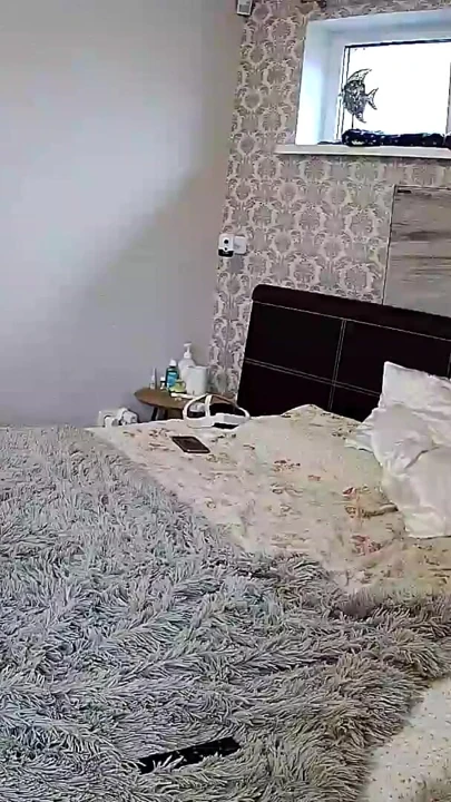 Yatak odası 4: kamila ve danildo ateşli ve şehvetli ön sevişme amcığı ovuyor ve meme işi | Klip 1