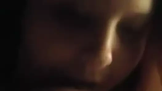 Eski eş emme üzerinde ona masif memeler 34dd