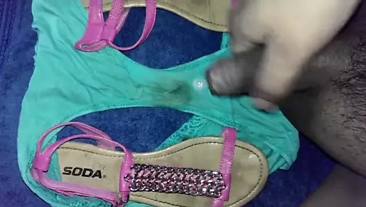 yeğenleri oda cumming üzerinde onu külot