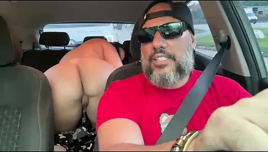 Uber uygulama sürücüsüne motelde vajinamı sikmesini istedim, ona iyi bir tat verdim