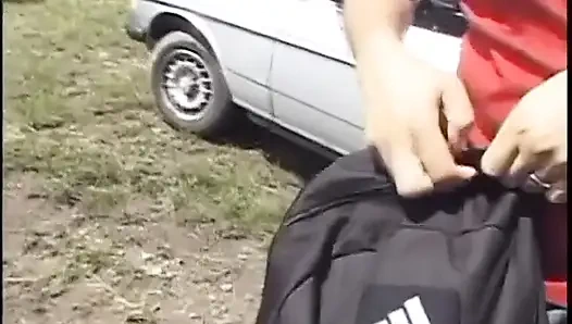 Biseksüel bir adamın tek hedefi genç bir sürtük değil