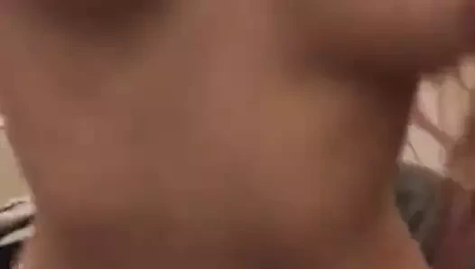 Kadın parçalarının sizi yavaşça böyle sürdüğünü hayal edin...