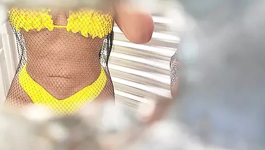 Amigas latinler en vestier de la finca