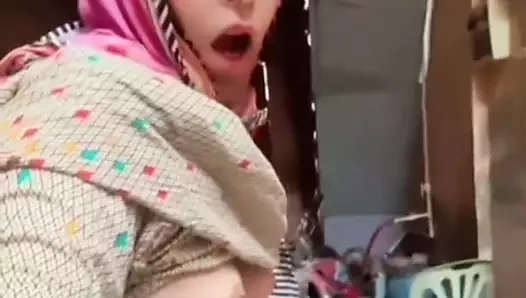 Göte tapma ve anal ifade kadın kılıklı sınıf