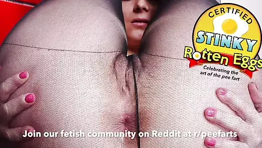 Jeans, panties and bare ass farts