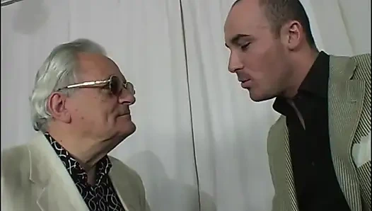 Çifte sikiş grup seks partisi