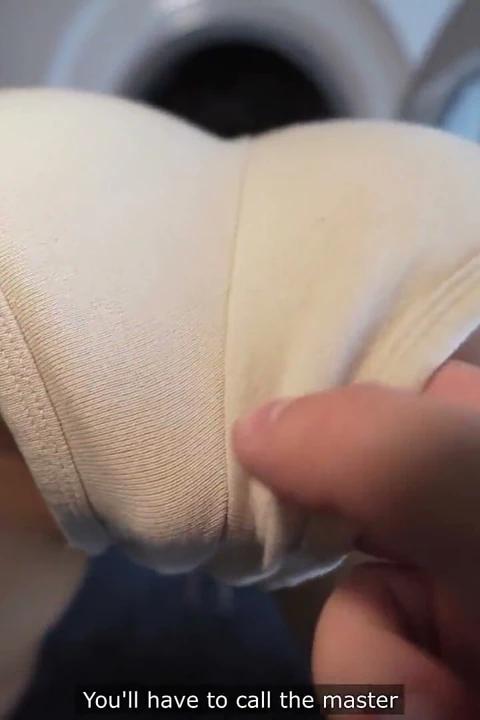 Üvey anne çamaşır makinesine sıkıştı ve kullanıldı