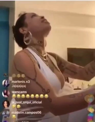 la mami jordan la mas perra se lo mama a su marido en vivo