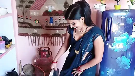 Jija Ne Apni Sali Ko Jangal Me Le Jaa Kar Choda