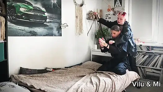 Succubus vilu vidish genç rahibi sikiyor