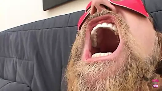 Burada oldukça güzel BDSM şeyleri olan kesinlikle harika bir çift