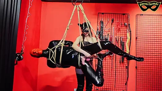 Süspansiyonlu köle yarak alıyor