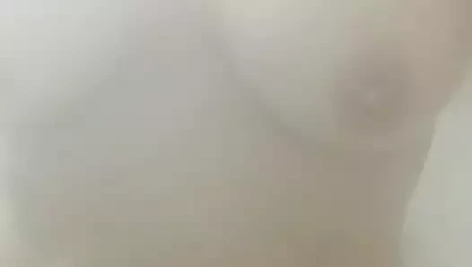 çinli olgun içinde bir buharlı duş