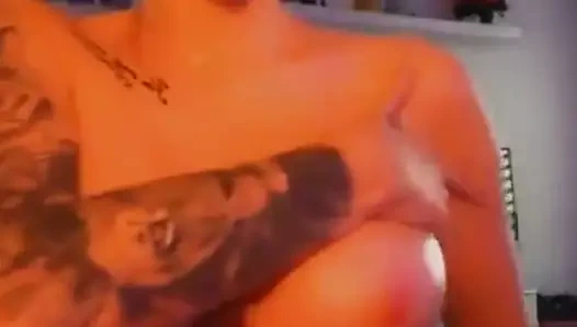 Muhteşem bebeğim, büyük büyük sahte memeler, güzel yüz