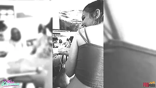 Ormanda fotoğraf çekimi dölleniyor ve üstüne işiyor