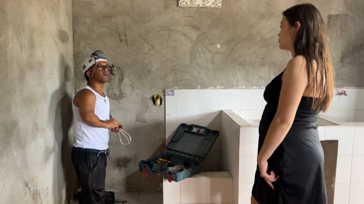 I arrive at work and I see that my boss's sexy wife comes in proposing to let me get fucked with my huge and rich and hard cock