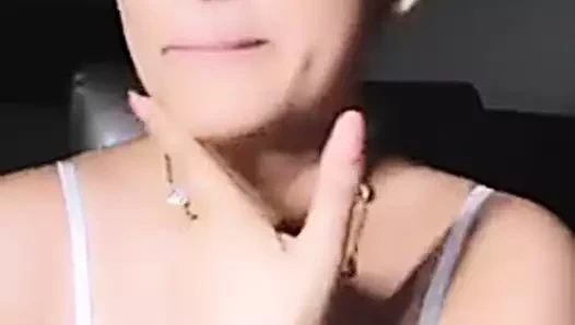 Seksi yenge sıcak tango gösteri